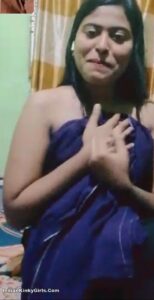 young mallu girl naked with small tits 003