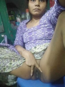 horny village girl pussy flashing leaked pictures 010