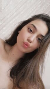 paki social media girl zoya nude selfies 004