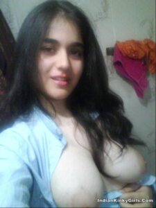 beautiful indian girlfriend topless showcases big tits 003