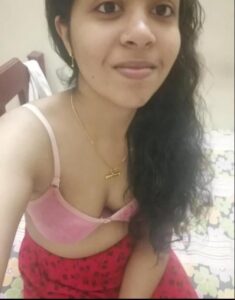 horny desi girl completely nude selfies leaked part 2