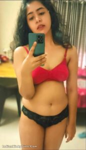 horny desi girl completely nude selfies leaked 001