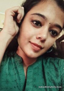 pretty south indian girl nude with small tits 001