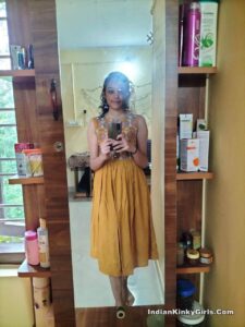 pretty south indian girl nude with small tits 006