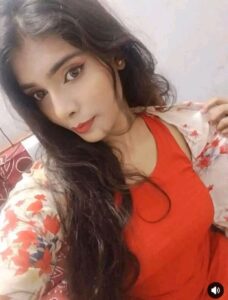 sexy local desi girlfriend leaked nude selfie 001