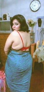 hot desi aunty nude huge boobs and ass 002