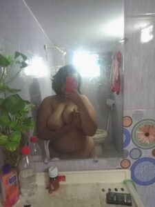 hot desi aunty nude huge boobs and ass 019