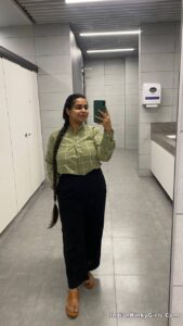 chubby tamil office girl nude big tits and ass 001