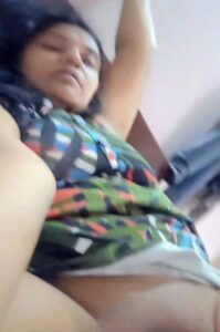 desi girlfriend kruthika blowjob photos 002