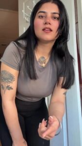 hot desi wife with huge boobs