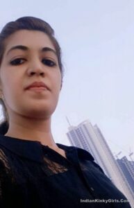 indian girlfriend clicking nude selfies in the shower 001