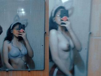 rich indian girl from mumbai takes nude selfies