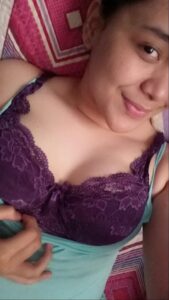 chubby indian muslim girlfriend nude selfie photos 004