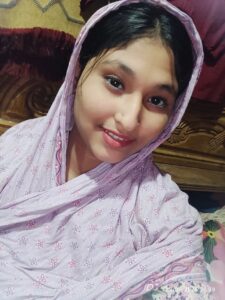chubby muslim college girl nude leaked selfies 001