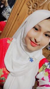 chubby muslim college girl nude leaked selfies 002