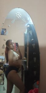 horny desi girlfriend nude selfies (2)