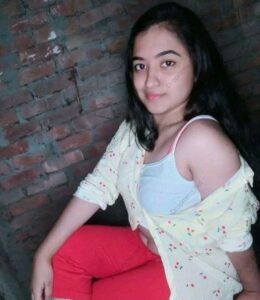 pretty desi girl with sweet pussy nude pics