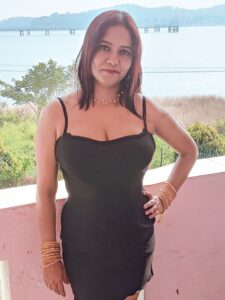 bengali hot bhabhi nude on the bed 003