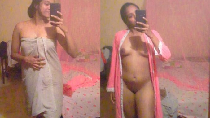 horny housewife nude after shower photos
