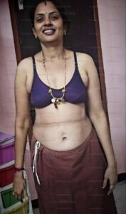 mature kannada wife nude ready for sex 001