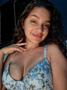 sexy mumbai girl with marvelous desi boobs 003