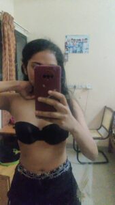 young desi college girl shweta nude selfies 004