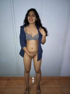 famous leaked nude photo of saily 014