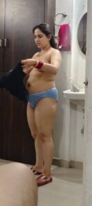 horny bhabhi nude xxx leaked photos 013