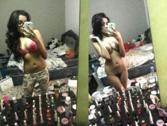 nerdy desi girl nude selfies leaked