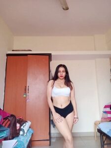sexy white skinned desi girl with milky boobs 005
