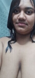 chubby bangla boudi nude selfies 005