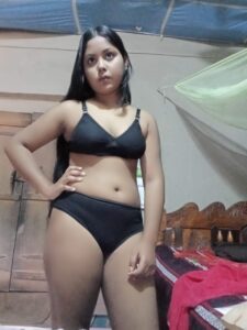 cute desi bihari girl nude boobs and pussy 003