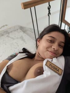 indian air hostess nude in hotel with pilot 001