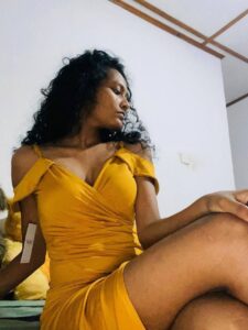 naughty tamil girlfriend nude leaked selfies 004