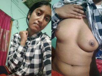 village simple girl deepa showing her boobs
