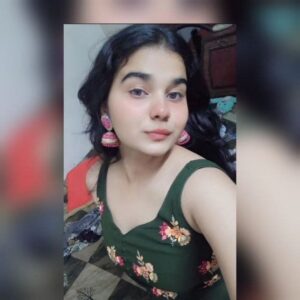 young desi wife show nude selfies