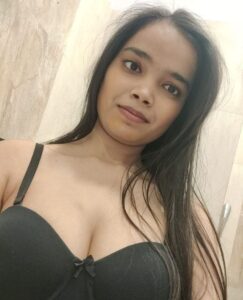 chubby desi girl nude with her boyfriend leaked 003