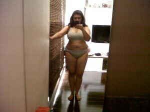 chubby pune girl nude girl with big tits 009