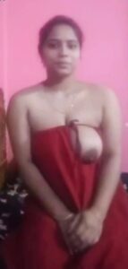 nude desi girl showing her sex toys 007