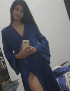 sexy desi teen nude selfies with small tits