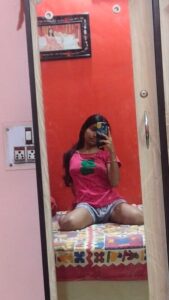 desi college girl nude leaked photos 002
