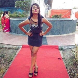 beautiful desi wife in saree and nude 003