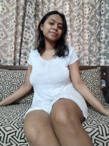 bengali girl nude with huge boobs smooth pussy 003