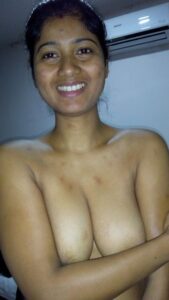 hot desi girlfriend nude in bed 015