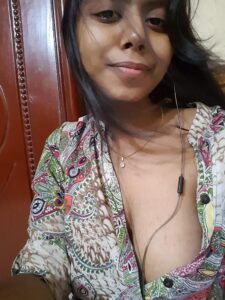 hot south indian wife with huge boobs 005