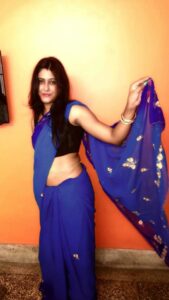 sexy desi girl nude shaved pussy 002