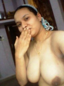 punjabi hot wife nude milky big tits 010