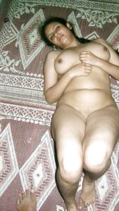 sexy indian girl nude home photos leaked 012