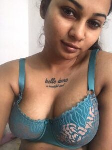 sexy indian girl nude home photos leaked 016