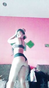 teenage desi girl nude sucking a fat cock 002